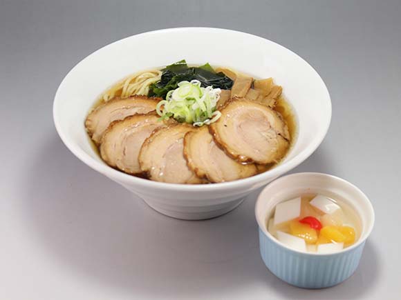 醤油チャーシュー麺